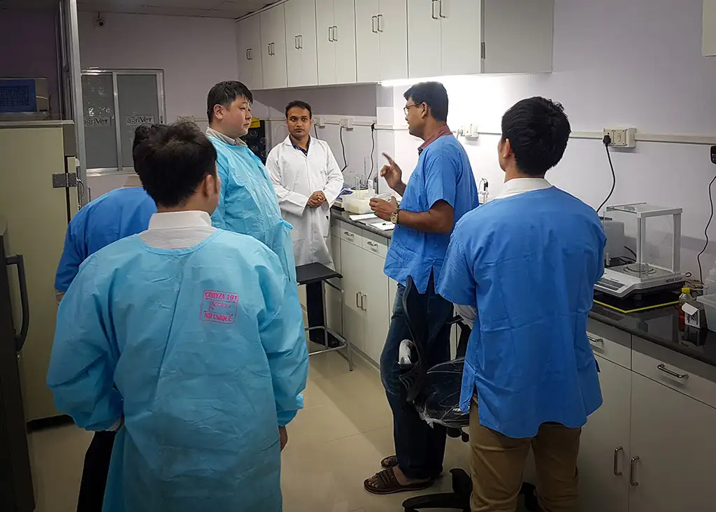 Visitors at Agrivet Gallery 15